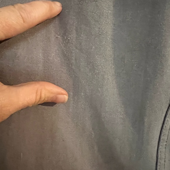 These are gently used equestrian breeches. Silicone full sear. - Picture 1 of 5